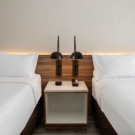 ホテル Wyndham Garden Ft Lauderdale Airport & Cruise Port デイニア・ビーチ エクステリア 写真