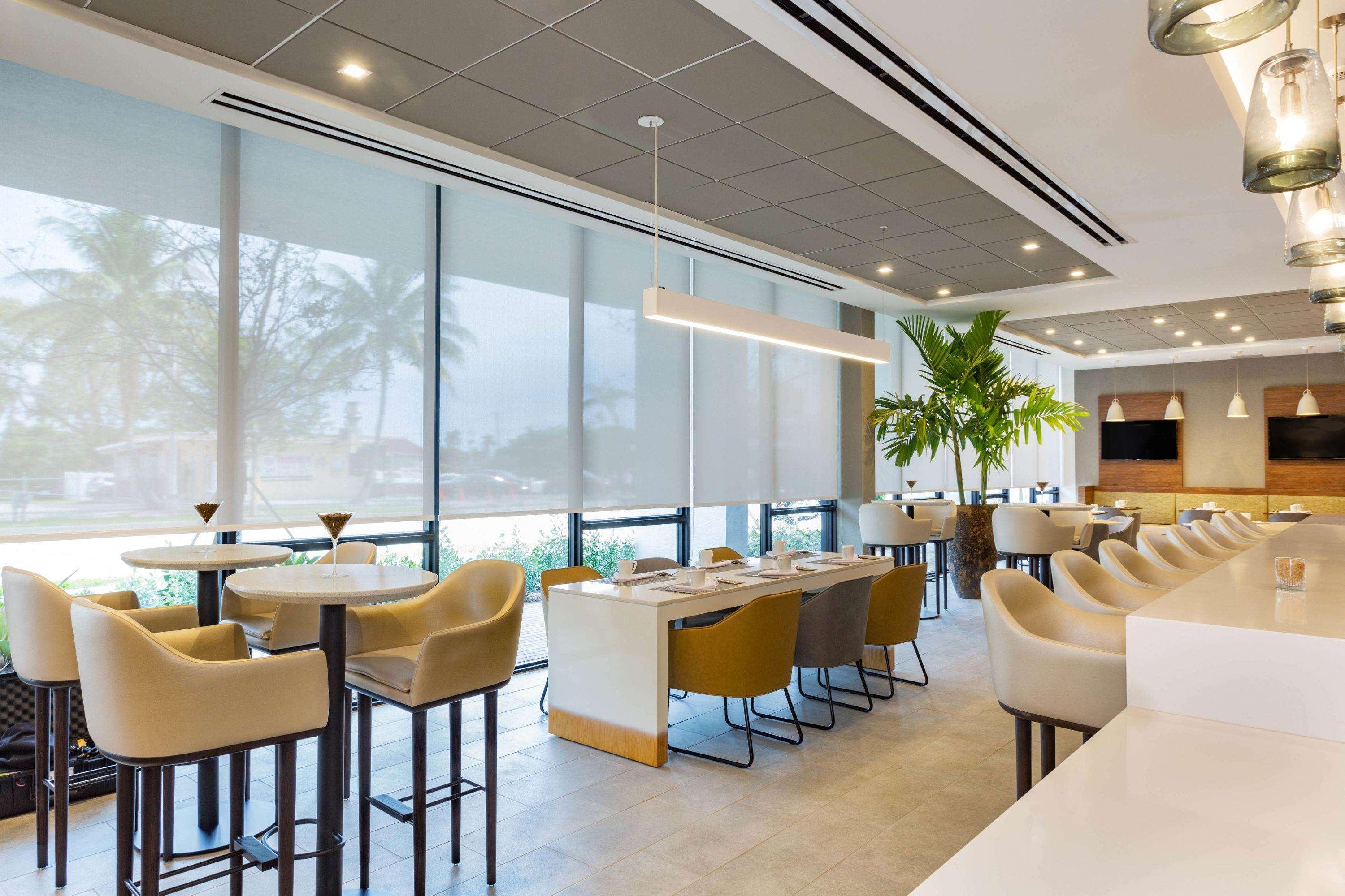 ホテル Wyndham Garden Ft Lauderdale Airport & Cruise Port デイニア・ビーチ エクステリア 写真