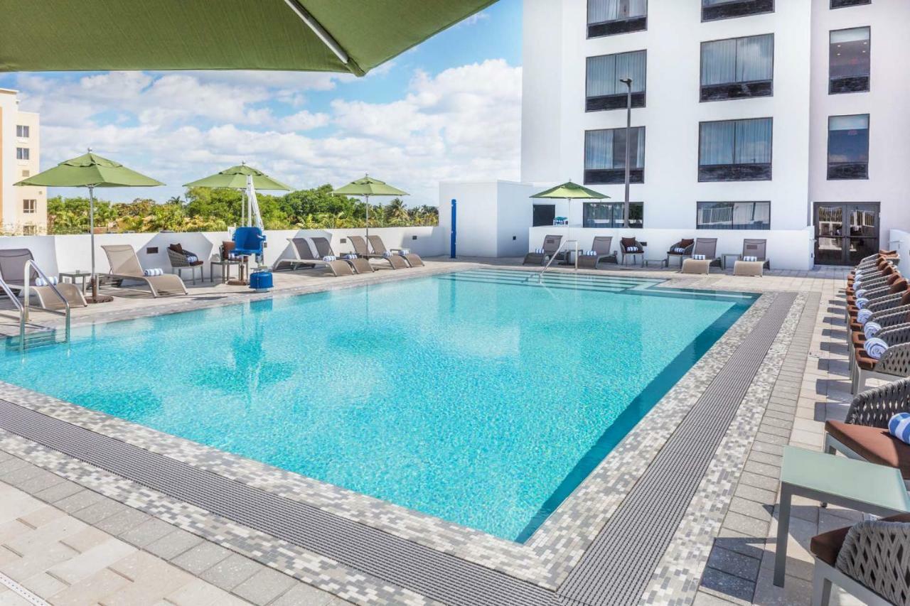 ホテル Wyndham Garden Ft Lauderdale Airport & Cruise Port デイニア・ビーチ エクステリア 写真