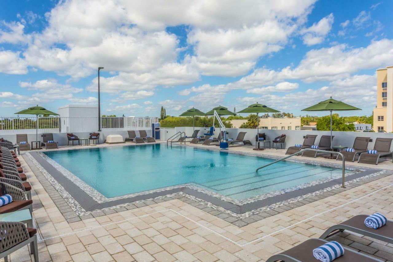 ホテル Wyndham Garden Ft Lauderdale Airport & Cruise Port デイニア・ビーチ エクステリア 写真