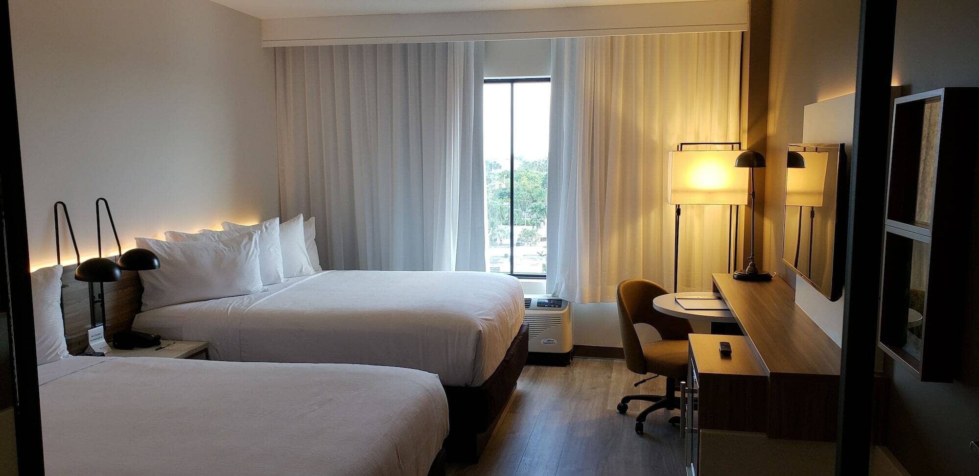 ホテル Wyndham Garden Ft Lauderdale Airport & Cruise Port デイニア・ビーチ エクステリア 写真